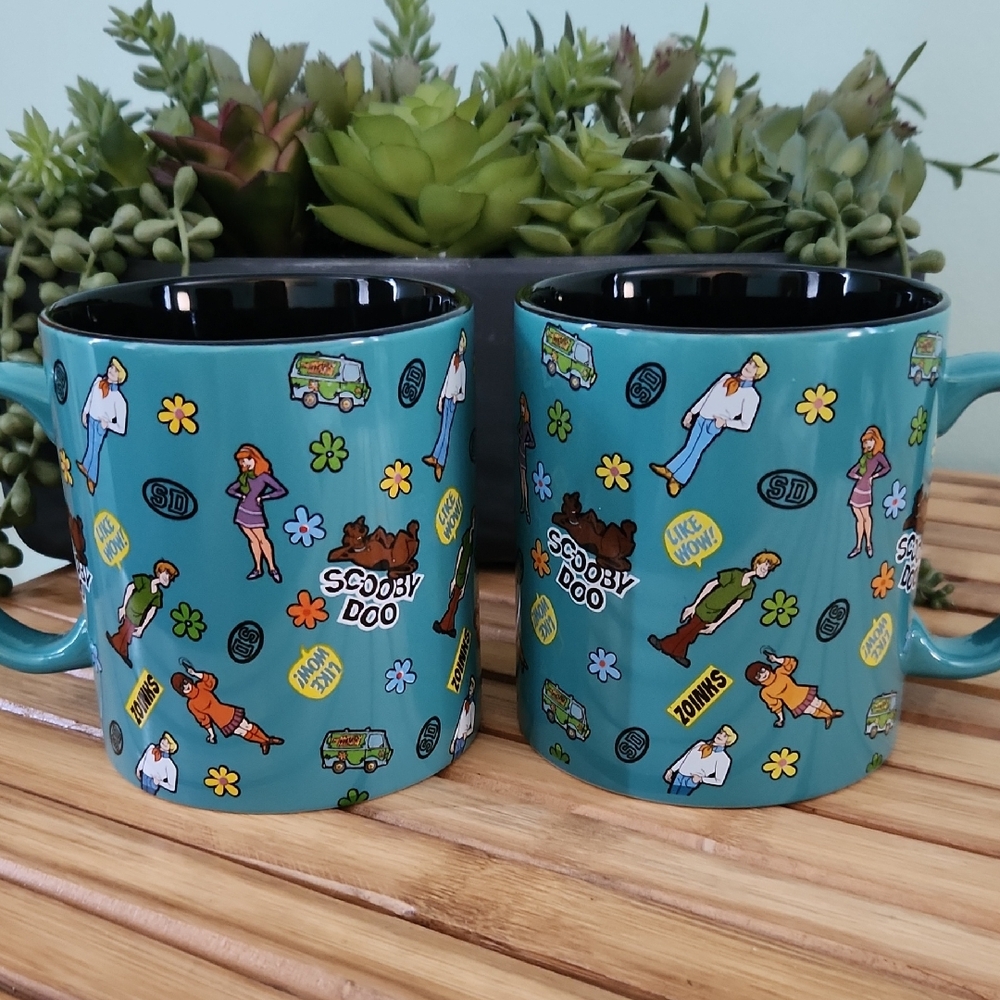 2 NWT Scooby Doo Ceramic Mugs